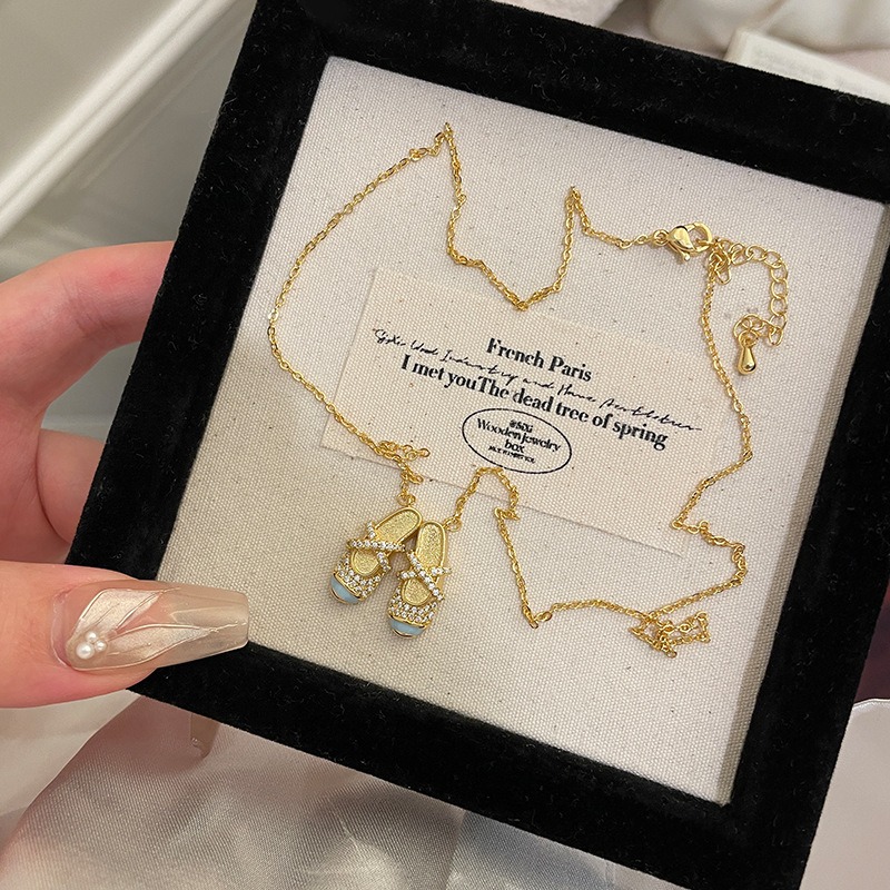 Ballet Shoes Pendant Necklace  - Women'S Shoes Paris 评论和价格