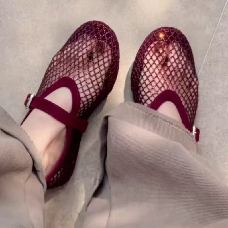 Hollow Rhinestone Baotou Sanda - Women Shoes Sandals 评论和价格