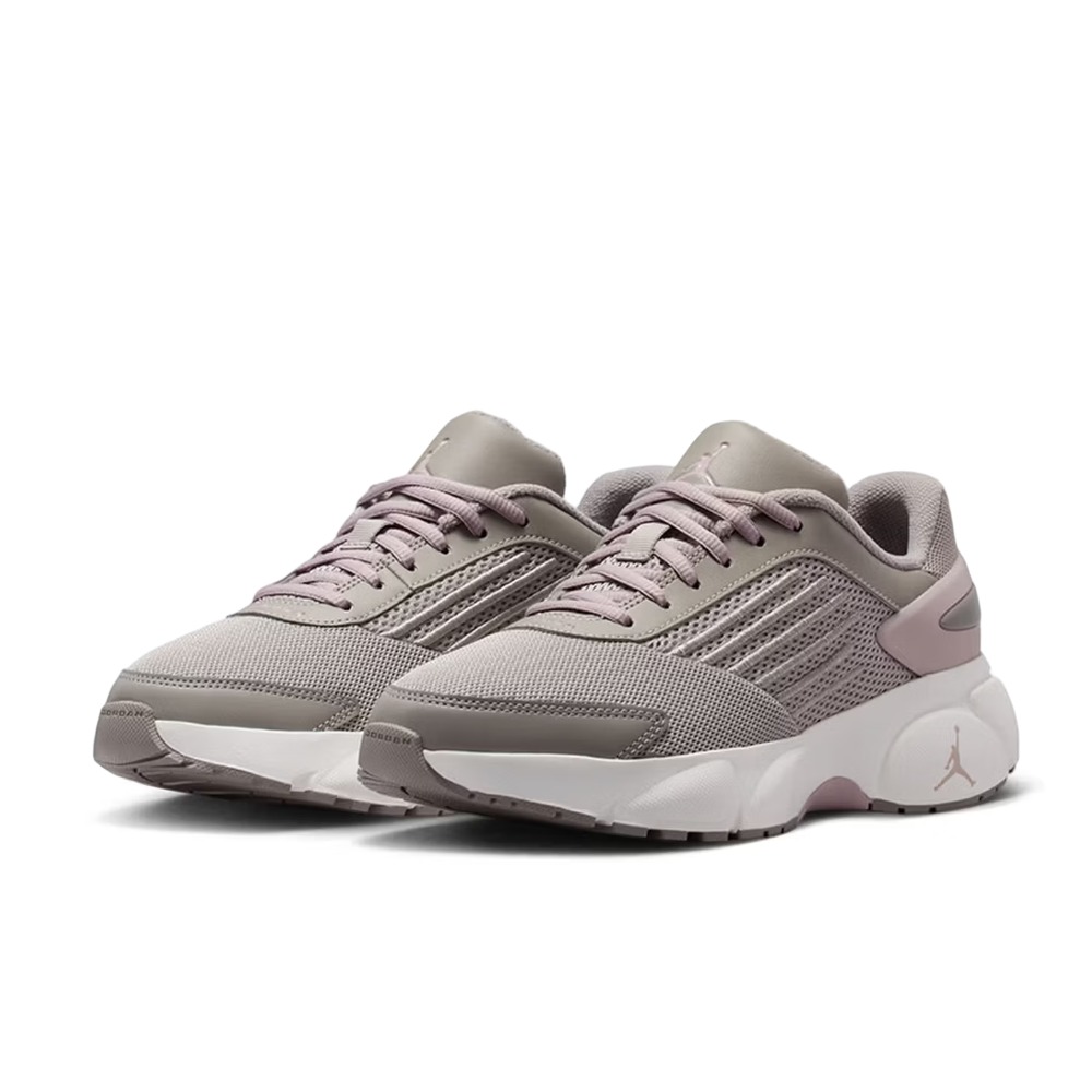 Nike Jordan TRUNNER FLOW: Comf - Women'S Shoes Nike Jordan 评论和价格