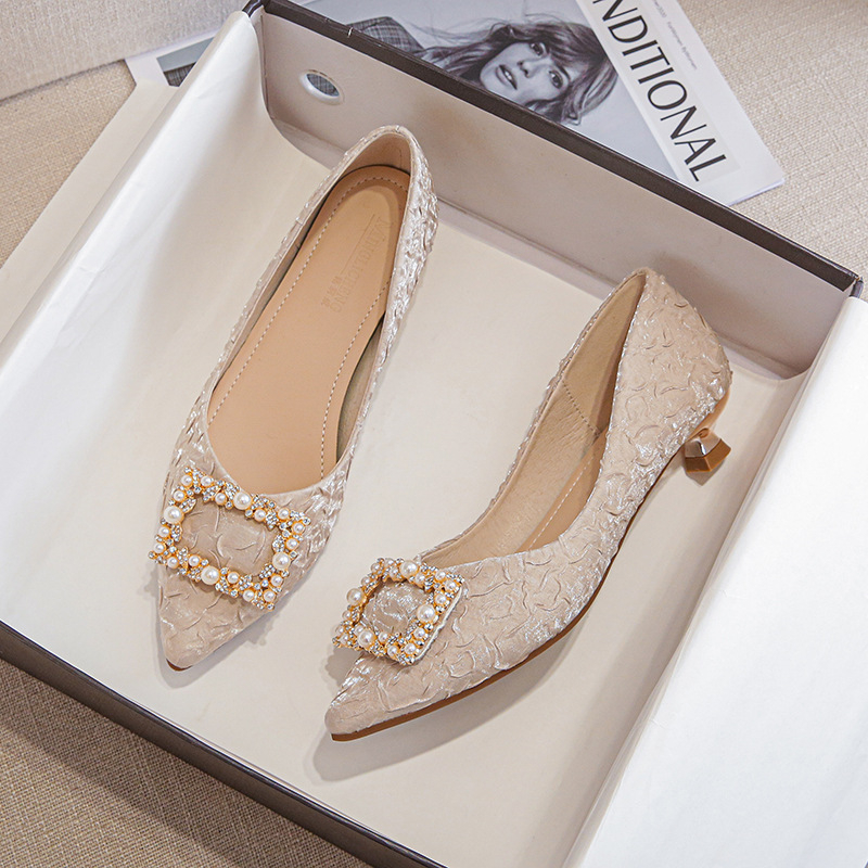 Ivory Textured Satin Pointed T - Women Shoes Formal 评论和价格
